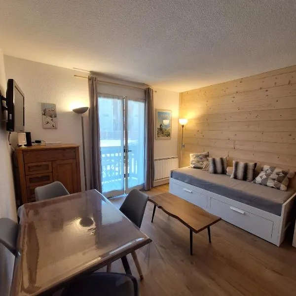 Studio Les 3 Lys Auron, ξενοδοχείο σε Auron