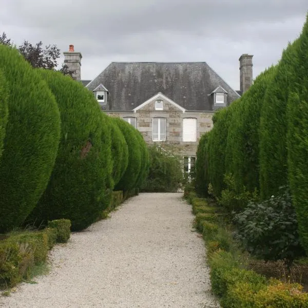 Les Sapins, hotel in Campeaux