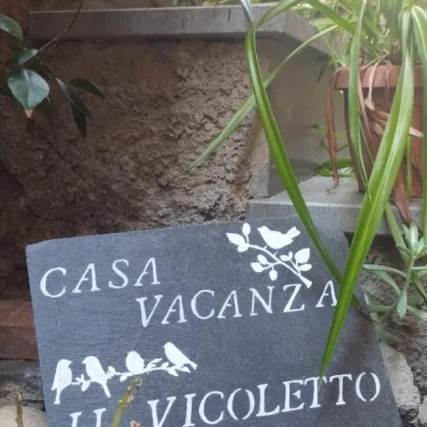 Il vicoletto, hotel v destinaci Bolsena
