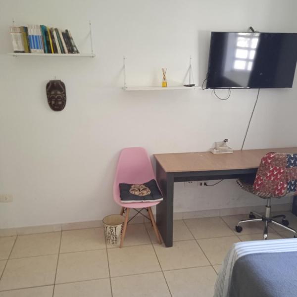 Suíte com banheiro super espaçosa - Foto 5