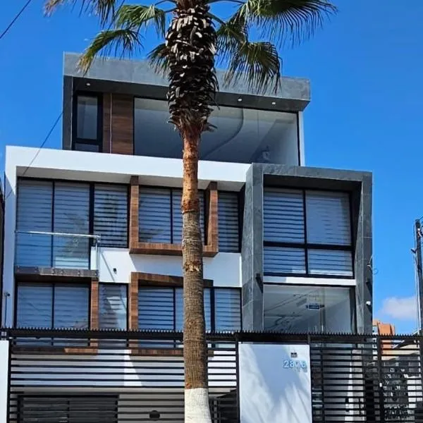 Hotel Regata, hotel in Iquique