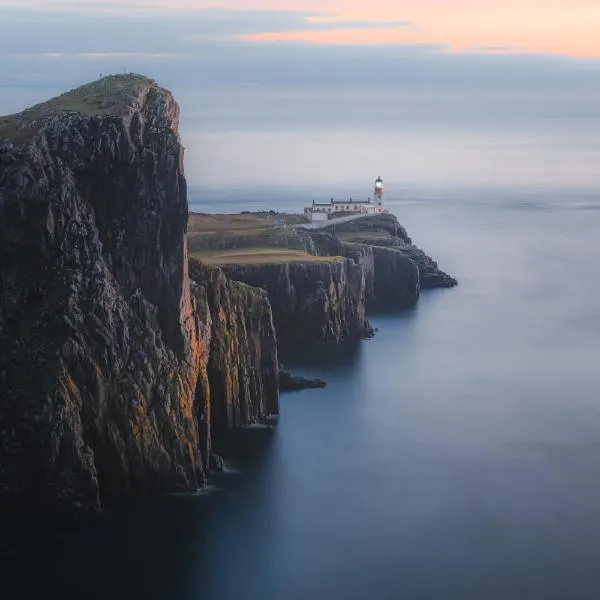 AURORA rural RETREATs, hotel in Milovaig