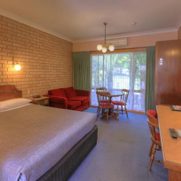 Barrass's John Bright Motor Inn, hotel v destinaci Bright