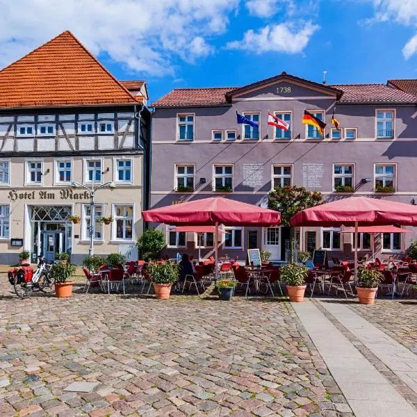 Hotel Am Markt & Brauhaus Stadtkrug, hotel in Rathebur