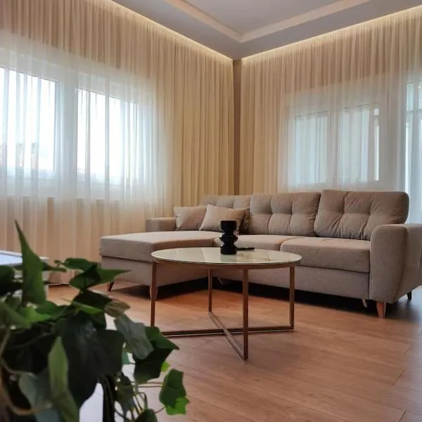 Luxury Apartments Deskati Α2, hotel di Deskáti