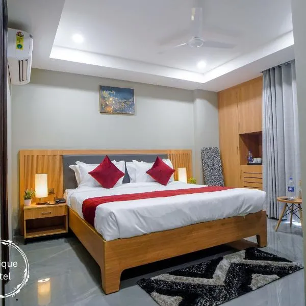 Saltstayz Select - Golf Course Road & Sector 57, hotel v destinaci Gurgáon