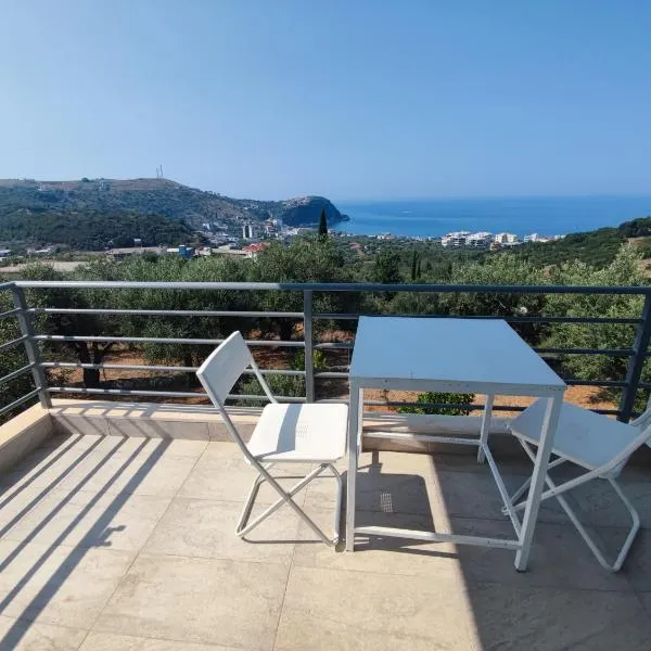 Penelope & Michael Rooms, hotel in Himare