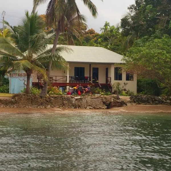 Santo Seaside Villas, hotel in Saraotou