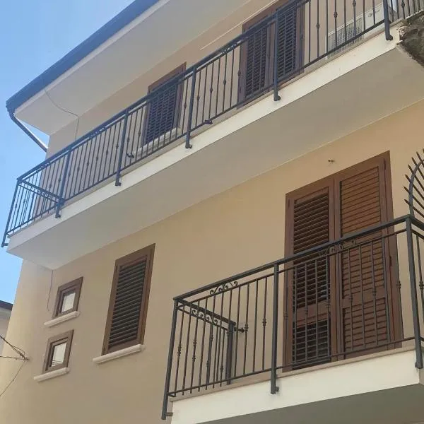Affittacamere U’FURNILLO, hotel Cautano városában