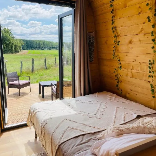 Logement insolite : La Ruche Verte, hotel v destinácii Monts-sur-Guesnes