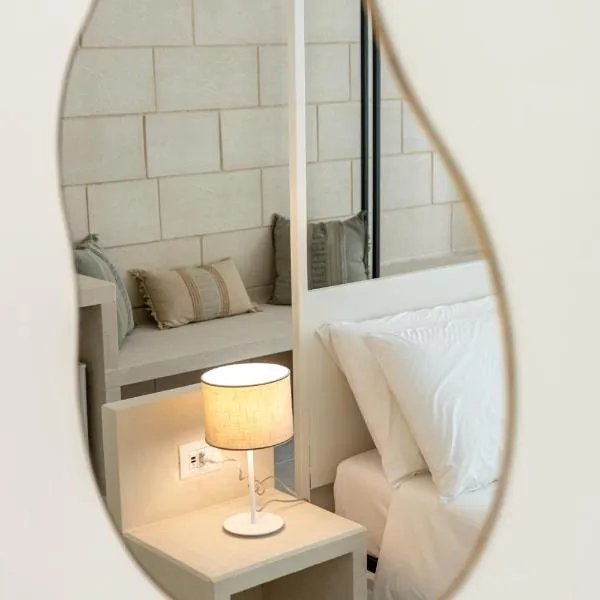 Oronti Accommodations, hotel Leccében