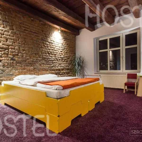 3 Bros' Hostel Cieszyn, hotell i Cieszyn
