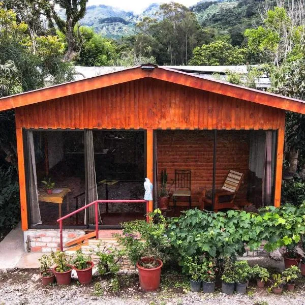 Cozy Woodcabin, ξενοδοχείο σε Santa María