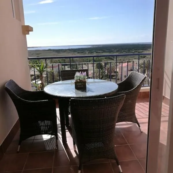 Fantástico apartamento con vistas en Almerimar, hotel en Almerimar