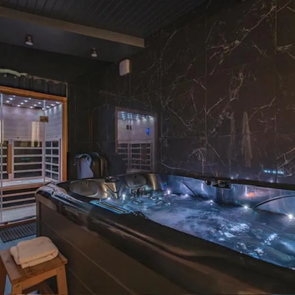 SPA SAUNA privé à Caurel Détente Champenoise: Warmeriville şehrinde bir otel