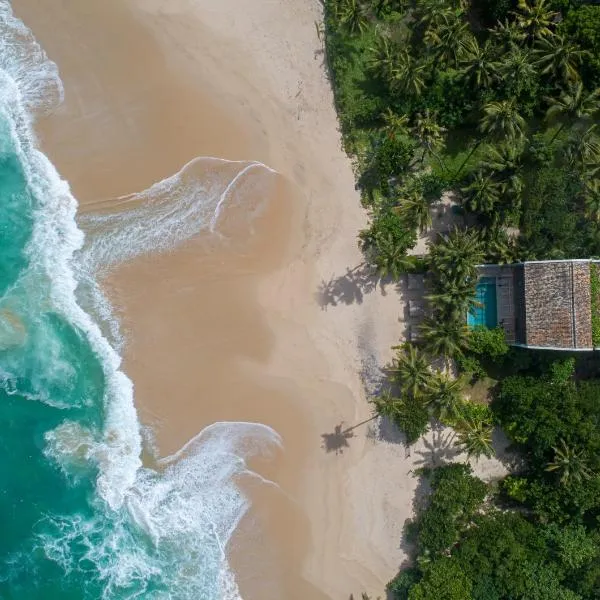 Three Gables Boutique Villa, hotel v Mirisse (jih)