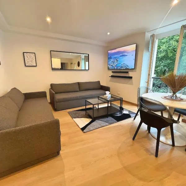 Appartement coup de coeur Montparnasse, Hotel in Paris