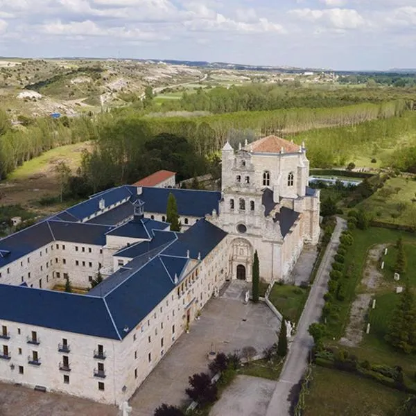 Hospedería Monasterio de La Vid, hotel in La Vid y Barrios