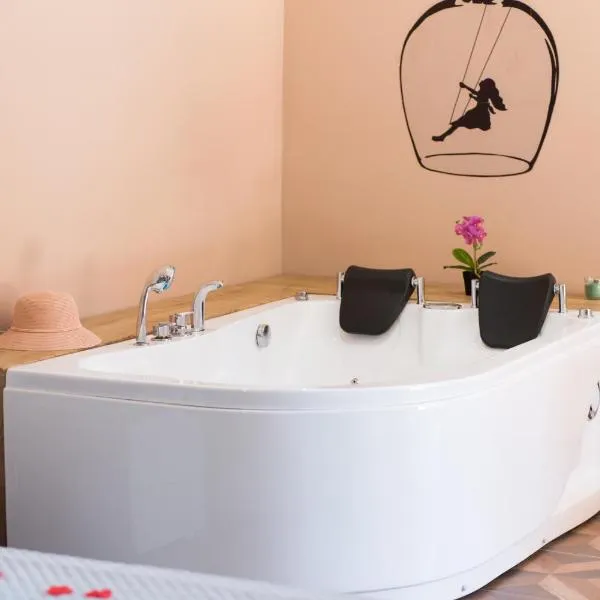 Palazzo DE MATTEO, hotel v destinaci Caiazzo