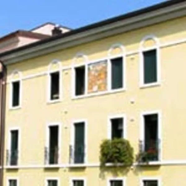 Hotel Due Leoni, hotel in Brugnera