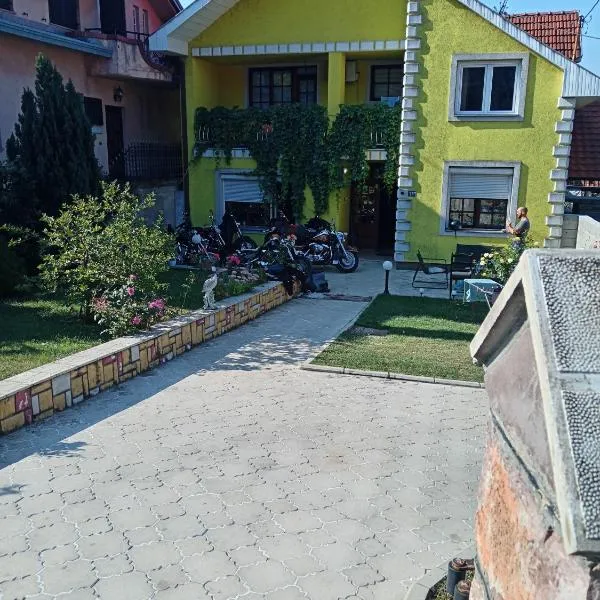Apartman Zivic, hotel in Berilovac