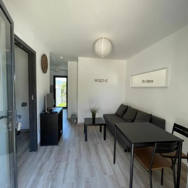 T2 climatise avec jardin, hotel i La Ciotat