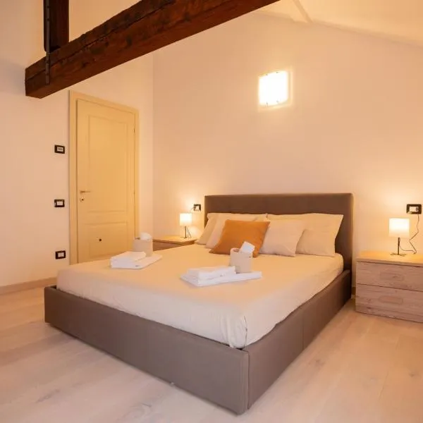 Mansarda Shakespeare - Car Parking, hotel a Ferrara