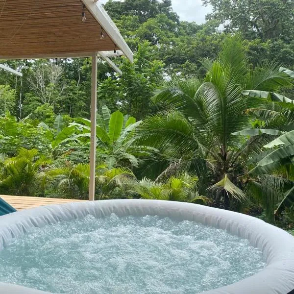 Serenity Glamping, ξενοδοχείο σε Puerto Viejo