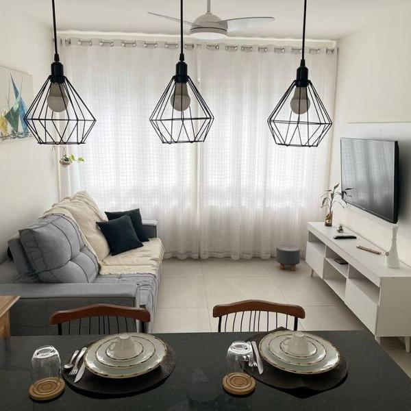 Apartamento quarteirão da praia (Boqueirão)