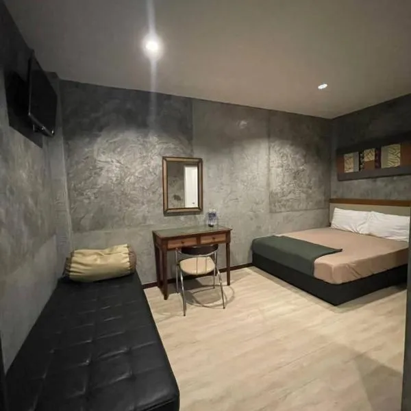 thepeakhostel, hotel v destinaci Amphoe Phra Khanong