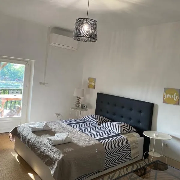 La casa du port, Chambres, suite privée, appartement avec vue sur la rivière, hotel v destinaci Capendac