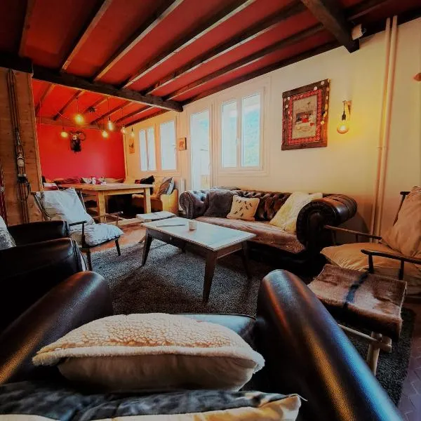 Hôtel Les Mouflons – hotel w mieście Mont-Dore