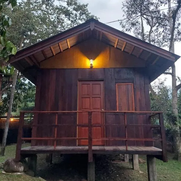 Jungle Zen Janda Baik Campsite, hotel u gradu 'Kampung Janda Baik'