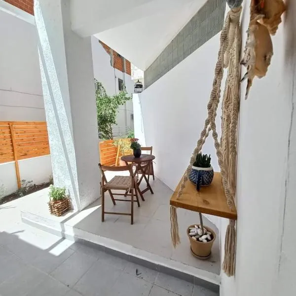 New studio in the city!, khách sạn ở Kos Town