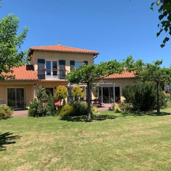 VILLA des CHEMINS, hôtel à Cussac-sur-Loire