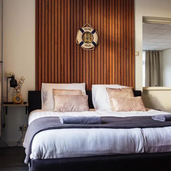 The marine apartment near Amsterdam by Weltevreden Experience, хотел в Kortenhoef
