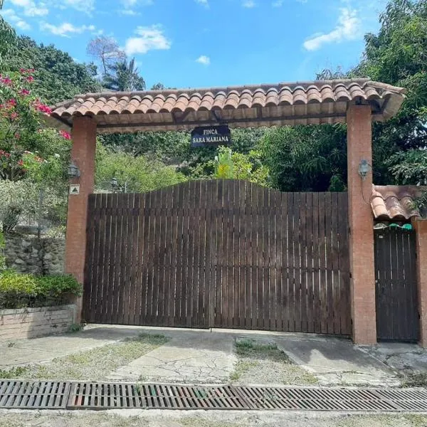 Finca de descanso SaraMari, hotel en Viotá