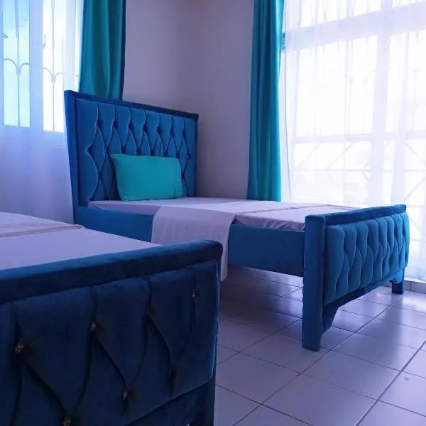 Bliss holiday home with swimming pool, hotel in Mtwapa