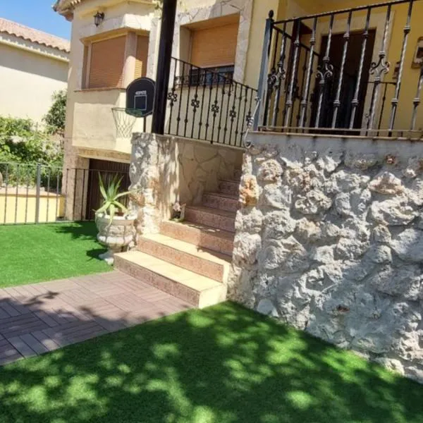 Casa Rural Rincones de Albares, hotel in Albares