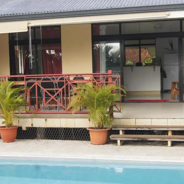 Vanylle Lodge, hotel v destinaci Punaauia