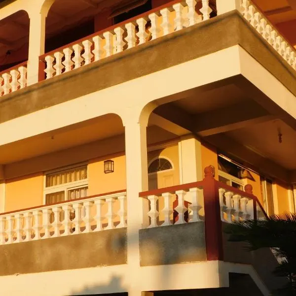 Sea View Guest Accommodation, hotel v destinaci Roseau