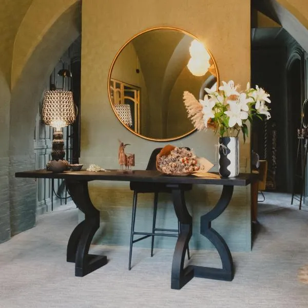 Le Victoria Boutique Hôtel, hotel v destinaci Saint-Paul-Trois-Chateaux