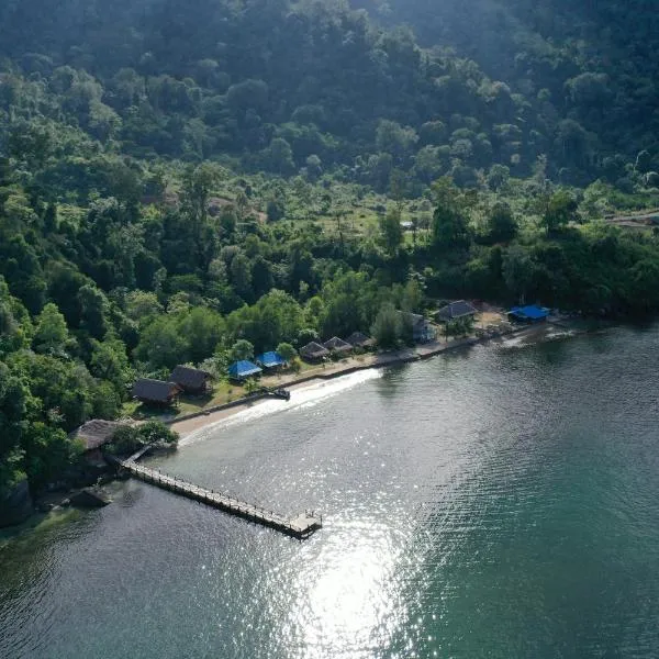 Ricky's Beach House, hotel di Sungaipisang