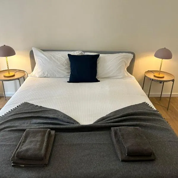 Garden Pátio 1B - 1 BDR with Terrace