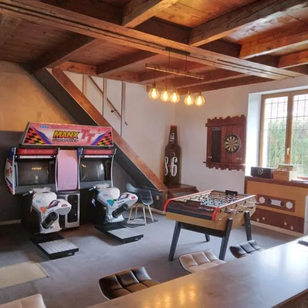 Jacuzzi, Arcade et Repas compris, hotel v destinaci Soulosse-sous-Saint-Élophe
