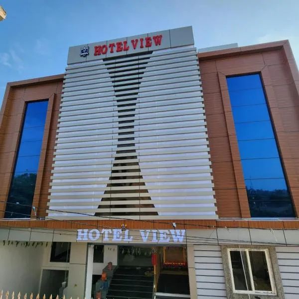 HOTEL VIEW, hotel in Govardhan