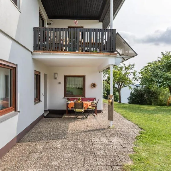 Ferienwohnung Haus-schirmer, hotell i Fritzlar