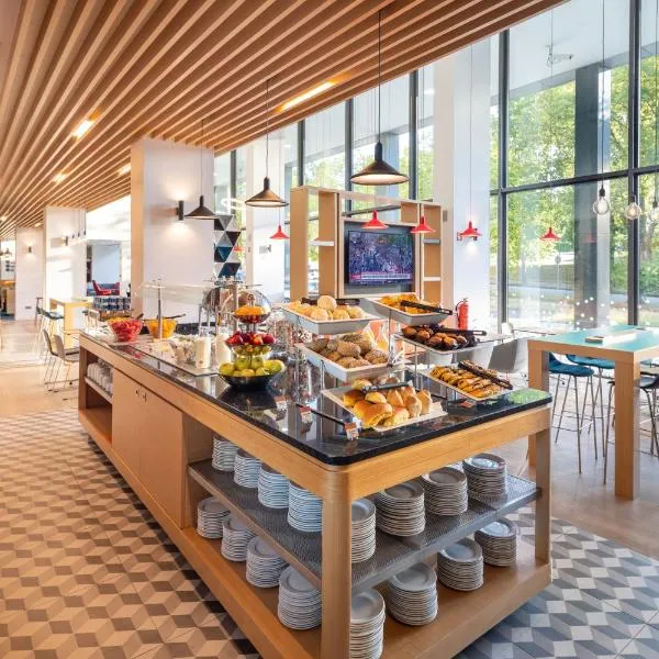 Holiday Inn Express Porto Exponor by IHG, hotel v destinaci Leça da Palmeira