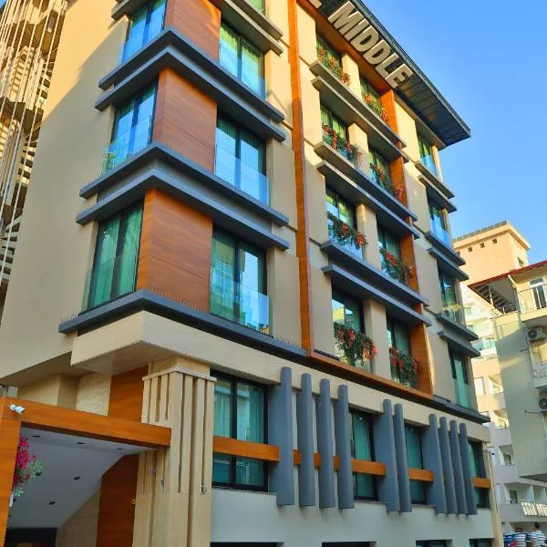 İn The Middle Hotel, hotel in Antalya