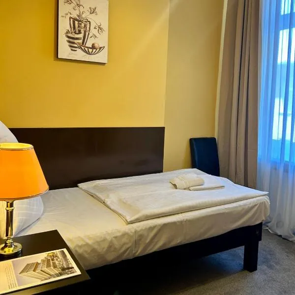 Hotel Adam, hotelli Berliinissä